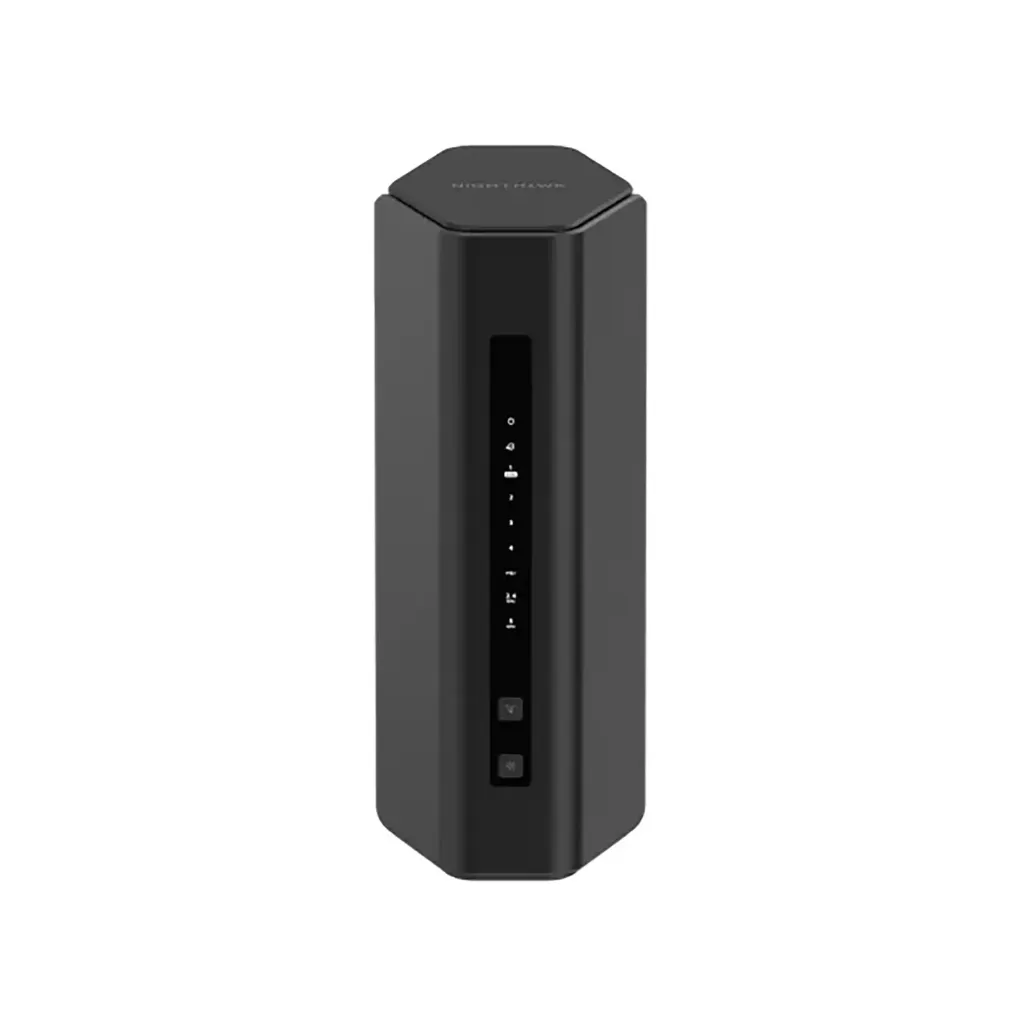 [RS200-100EUS] Netgear RS200-100EUS  / Nighthawk RS200 BE6500 Dual-Band Wi-Fi 7 Router for video streaming and gaming. Wi-Fi 7, BE6500 (6.5 Gbps), dual-band, 1x 2.5G WAN + 1x 2.5G LAN + 3x Gigabit LAN, coverage 2500 sq.ft., up to 75 devices.